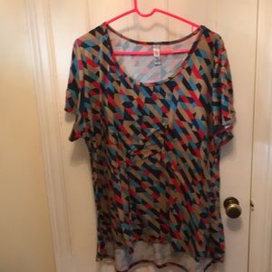 Lularoe classic tee